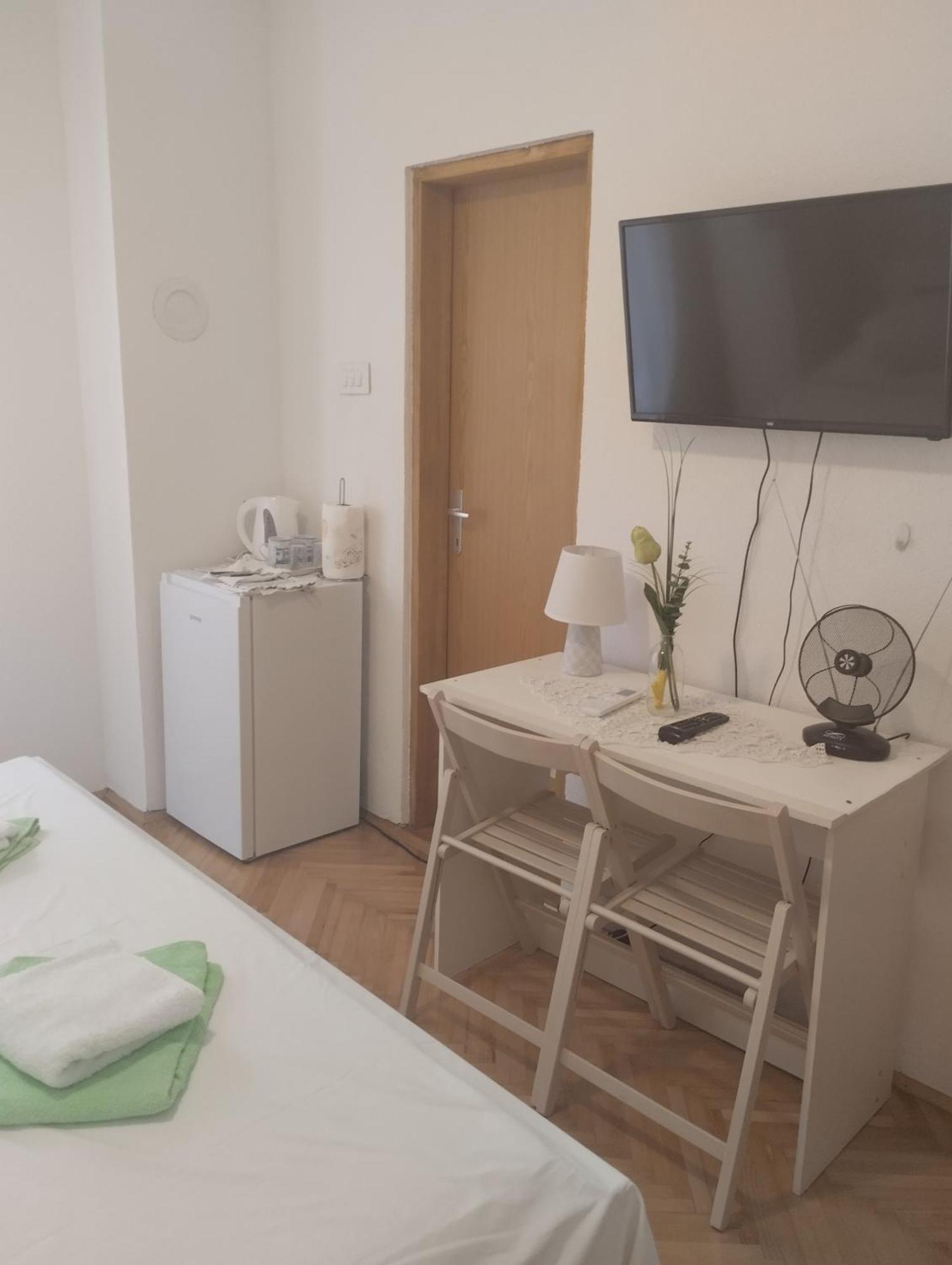 Soba Biondic Apartment Senj  Ngoại thất bức ảnh